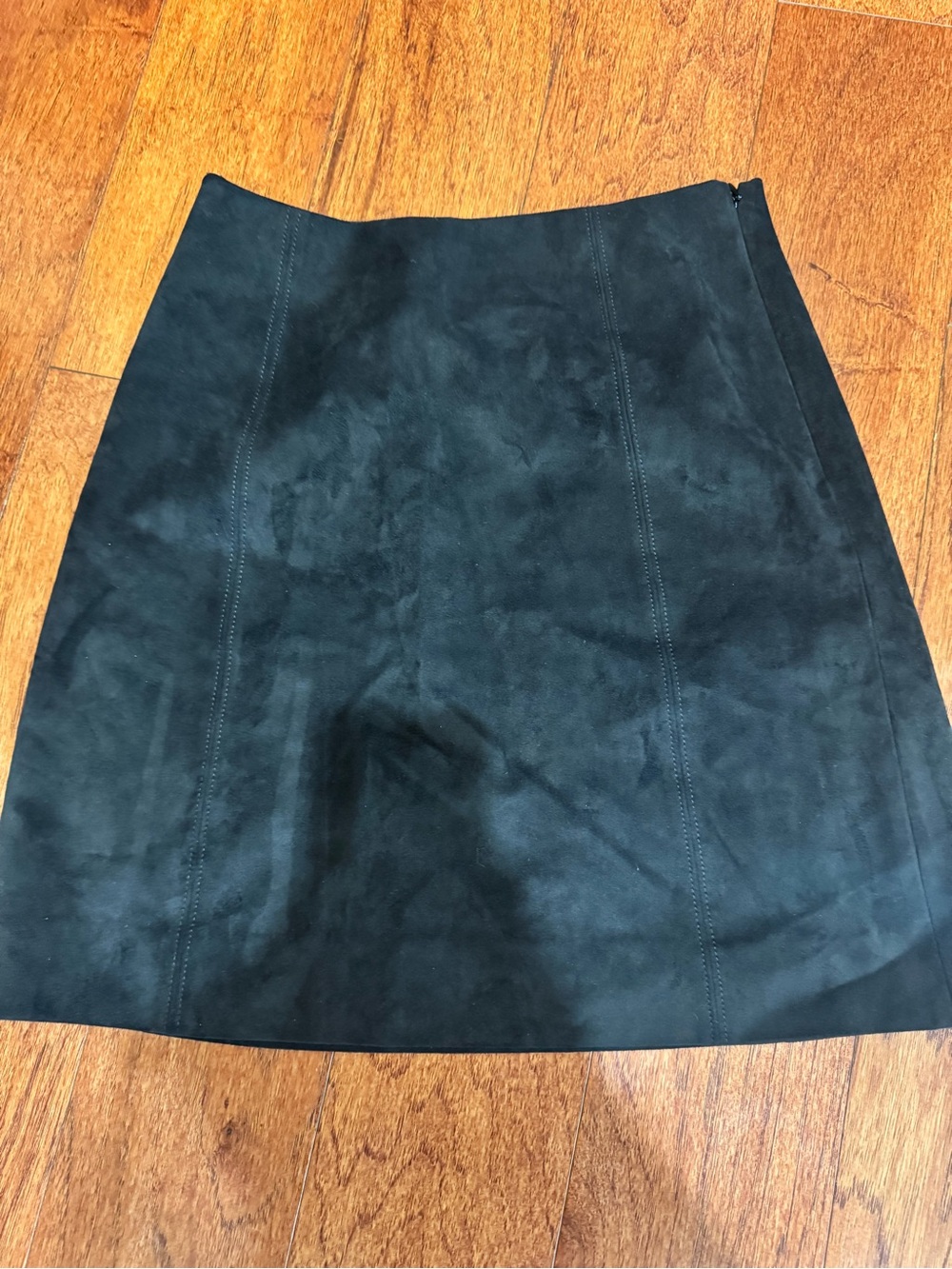 Aritzia Babaton Classic Black Suede Mini Skirt Size 4